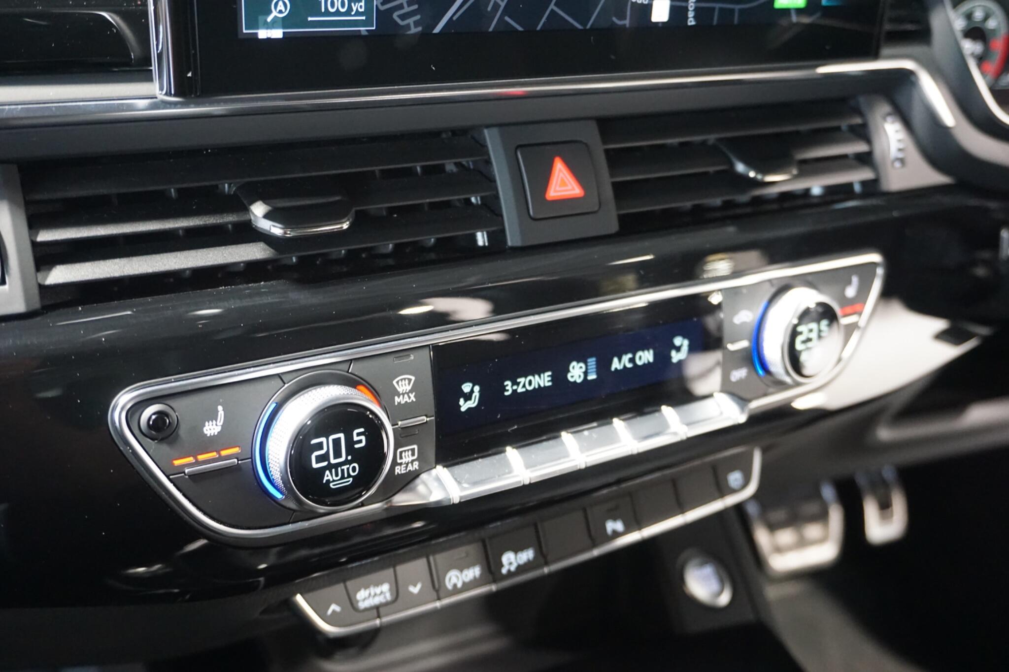 Audi A4 2.0 TDI 40 Black Edition Saloon 4dr Diesel S Tronic quattro Euro 6 (s/s) (204 ps)